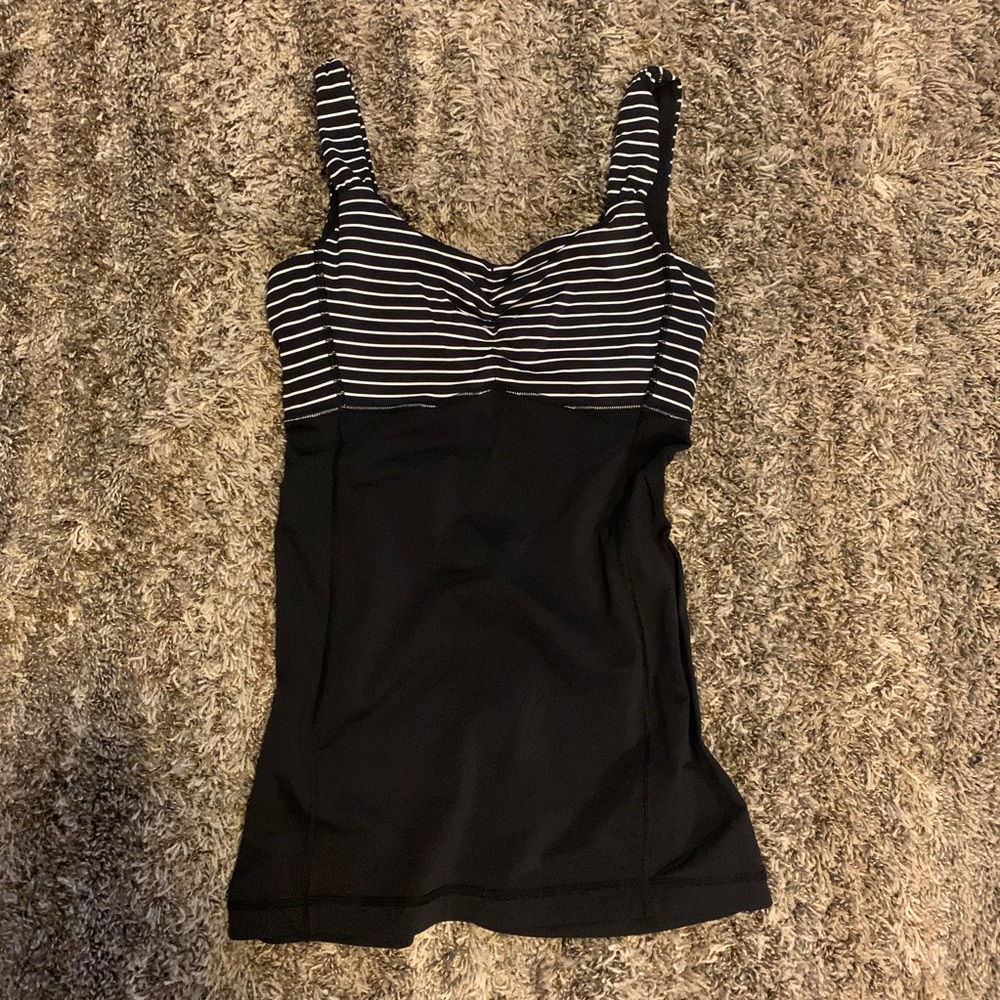 Like new Lululemon striped tank